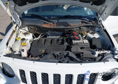 2013 Jeep Patriot Limited z USA, uszkodzony, nr VIN 1C4NJRCB7DD231853